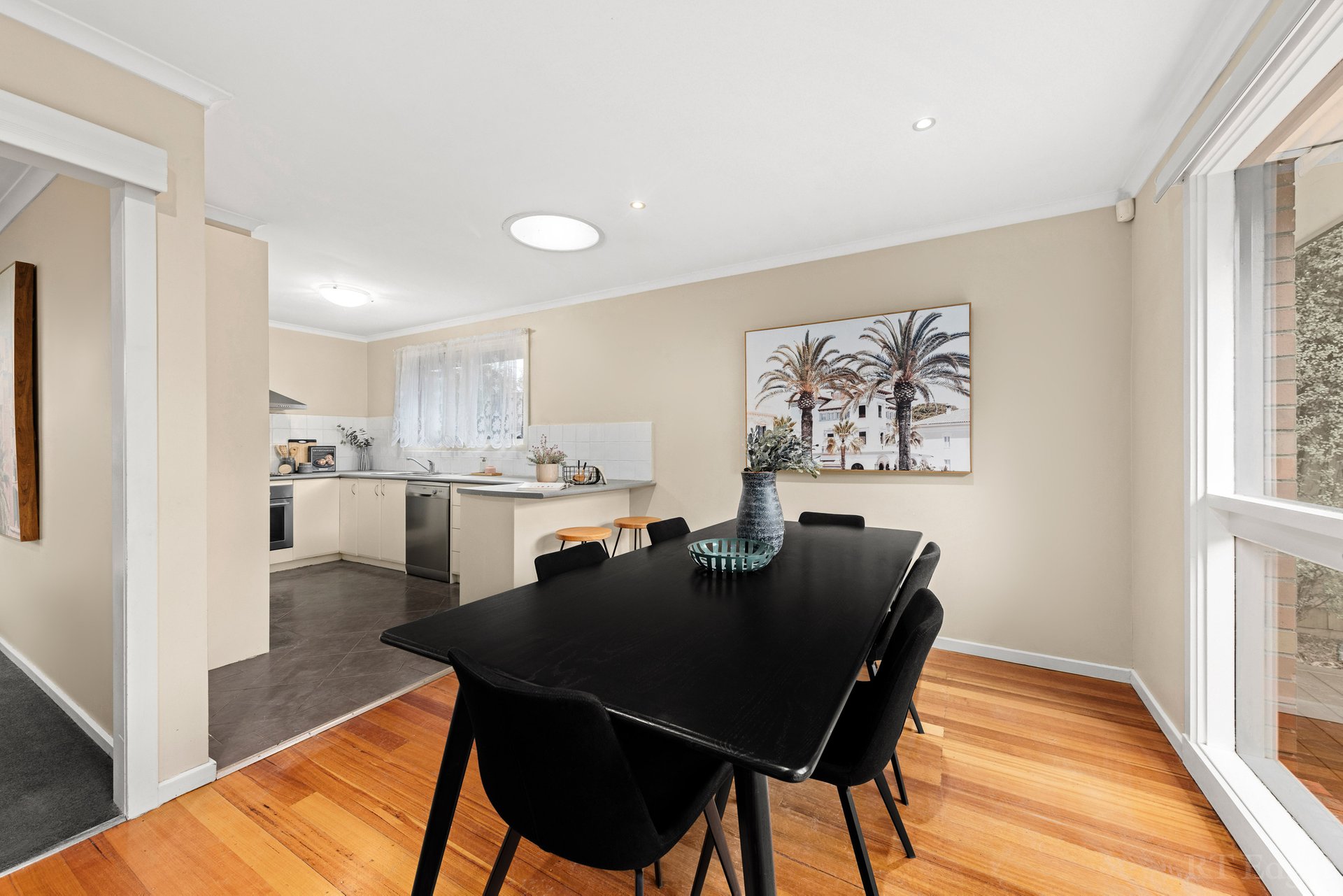 Property Gallery Thumbnail 5