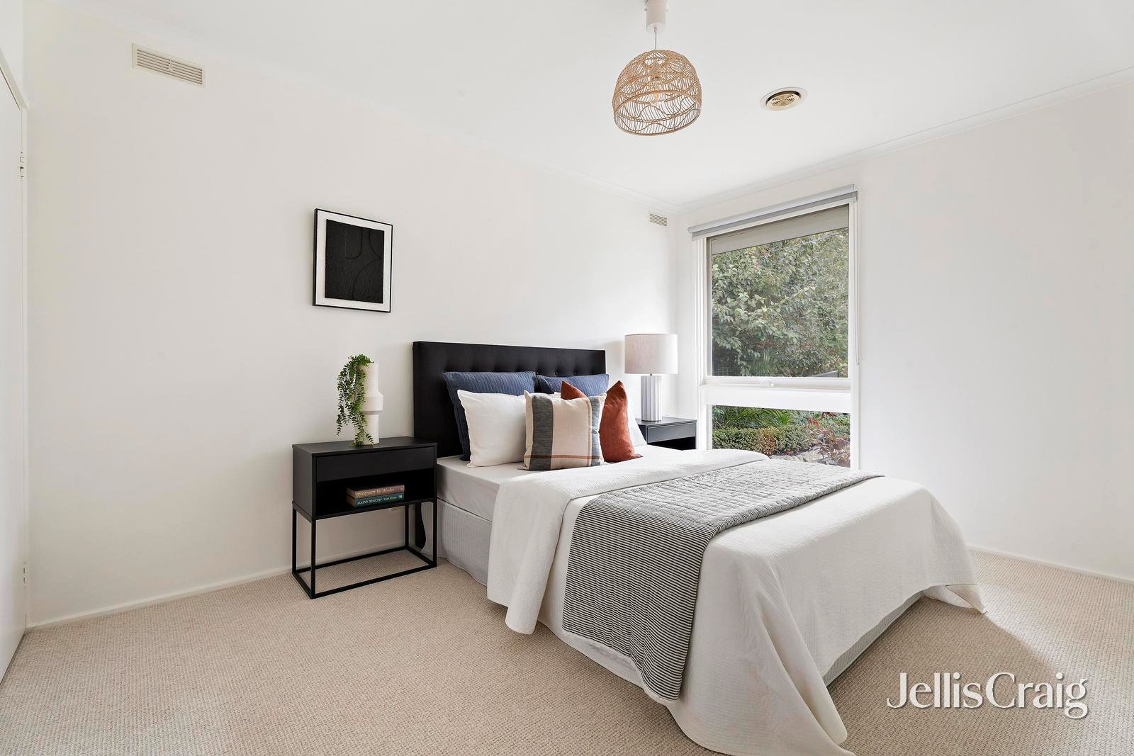 32 Caravelle Crescent, Strathmore Heights image 10
