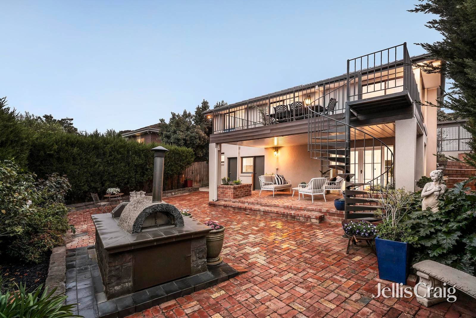 32 Caravelle Crescent, Strathmore Heights image 16