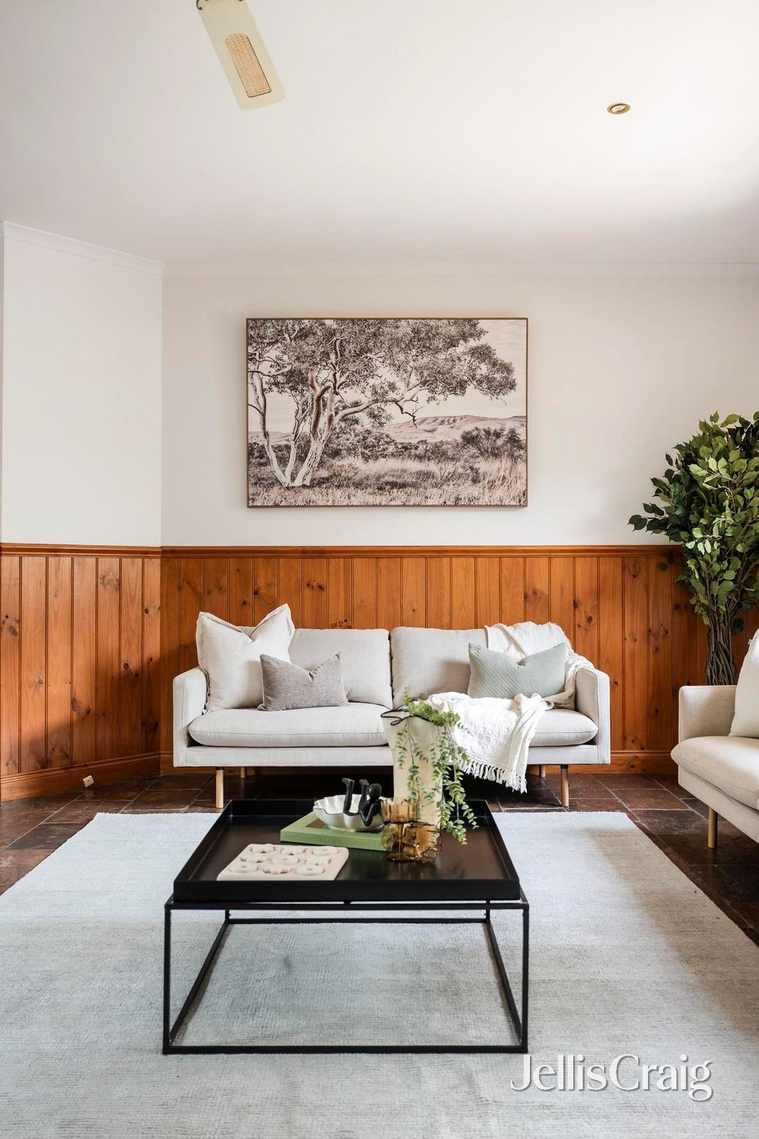 32 Chevalier Crescent, Mooroolbark image 5