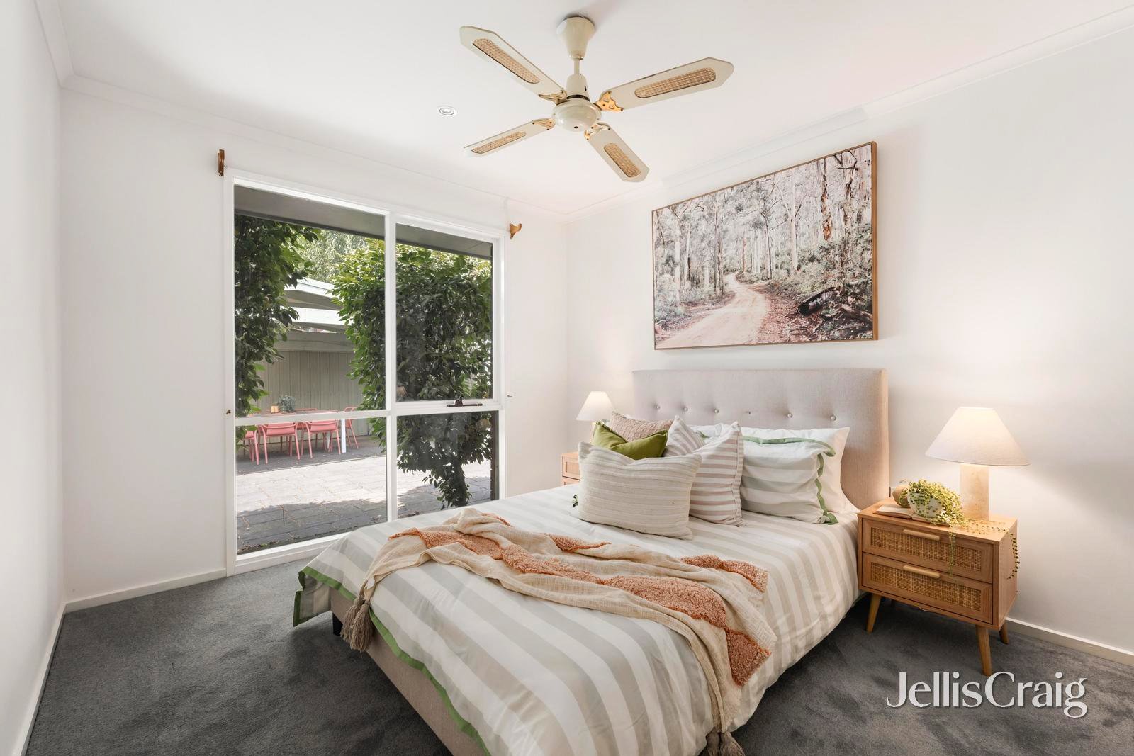 32 Chevalier Crescent, Mooroolbark image 10