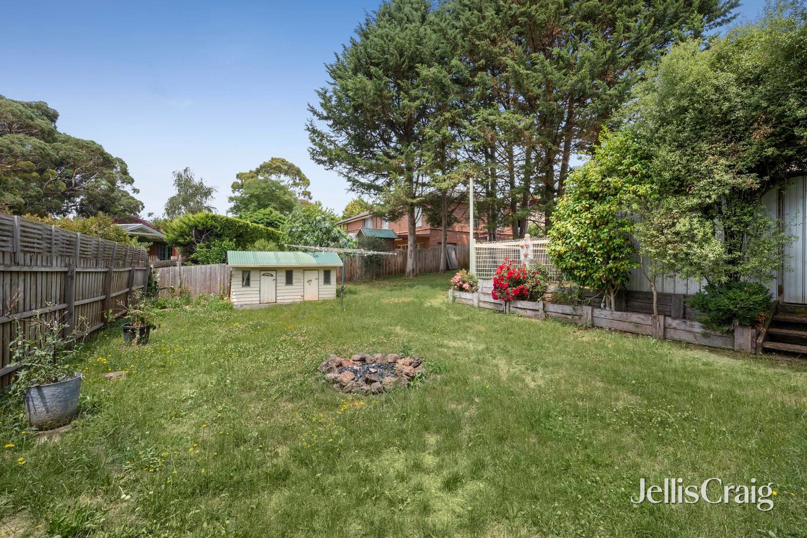 32 Chevalier Crescent, Mooroolbark image 15