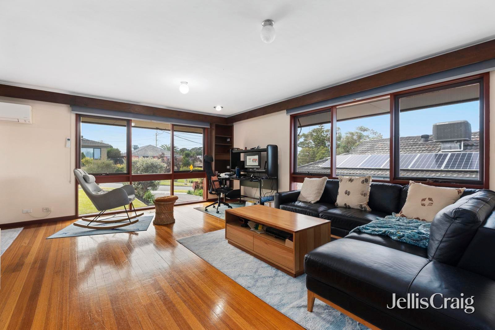 32 Chivers Avenue, Glen&nbsp;Waverley image 3