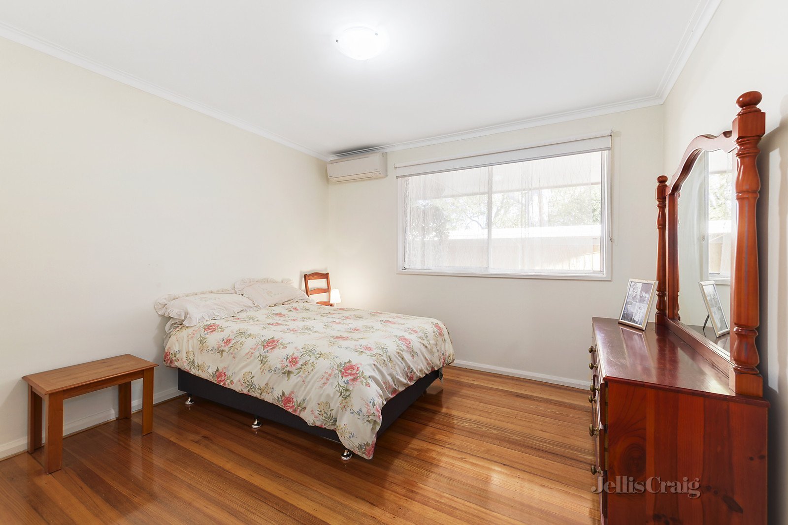 3/2 Clive Street, Mount Waverley image 4