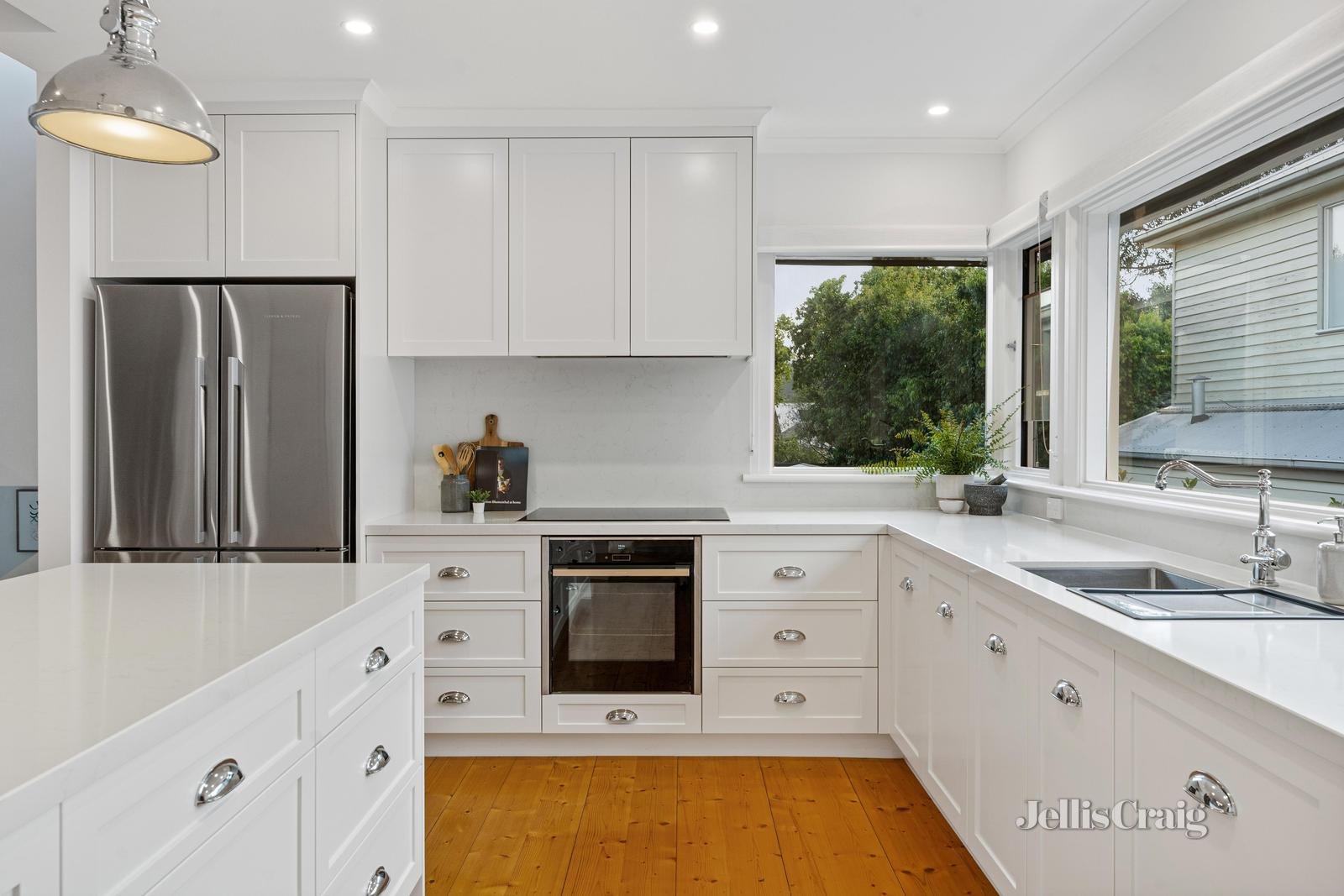 32 Croydon Road, Surrey Hills image 5