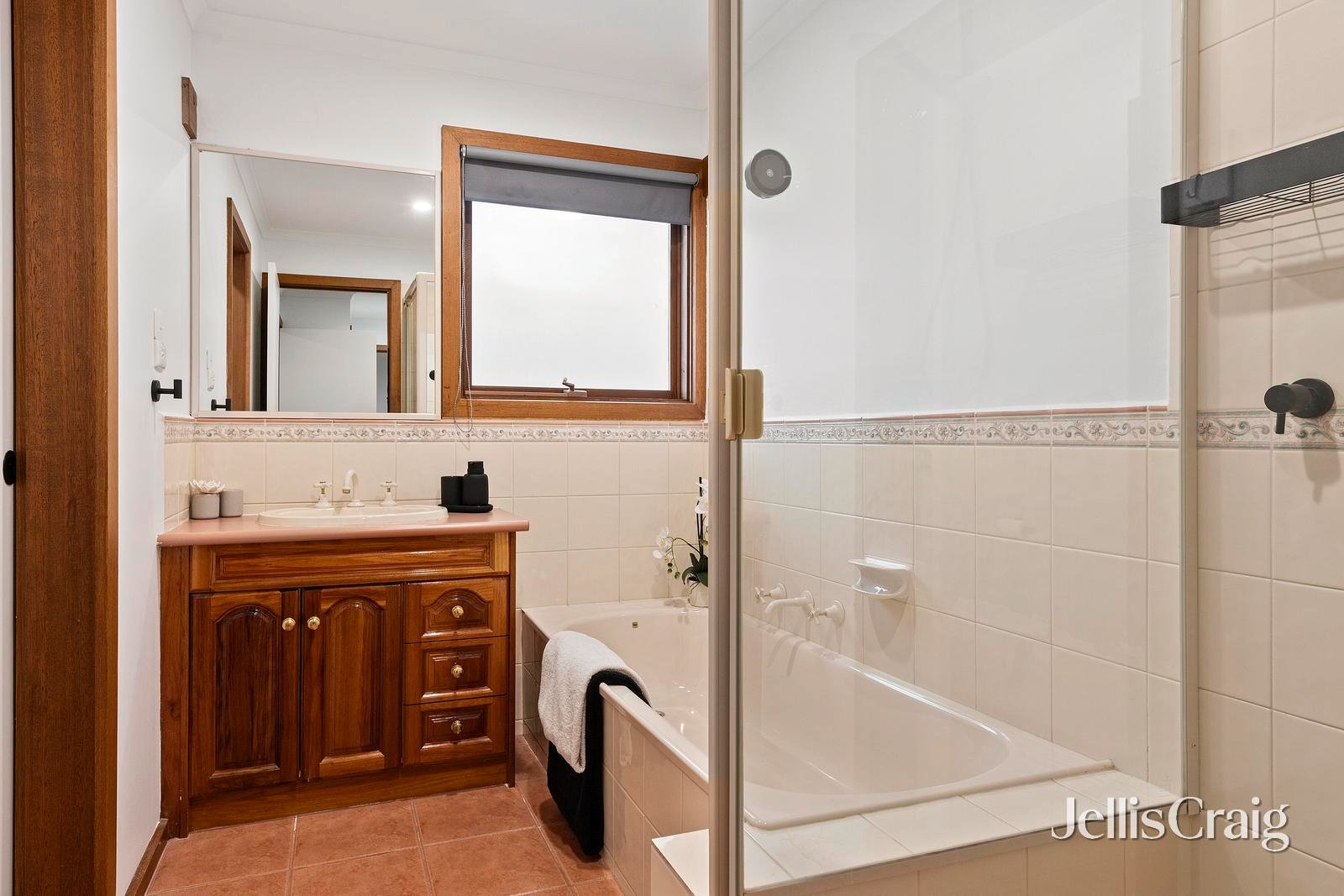 32 Danielle Crescent, Heathmont image 8