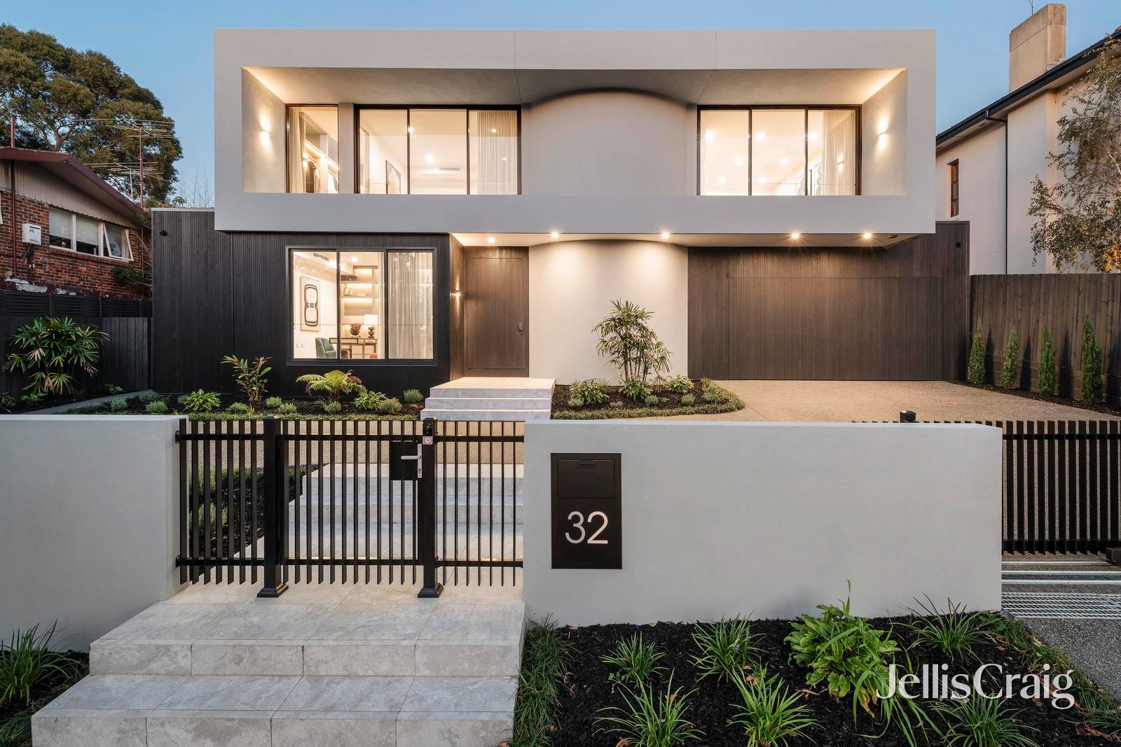 32 Davis Street, Kew image 1