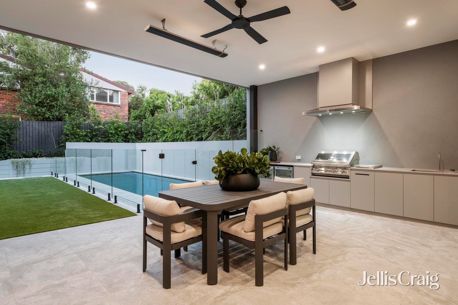 32 Davis Street, Kew image 24