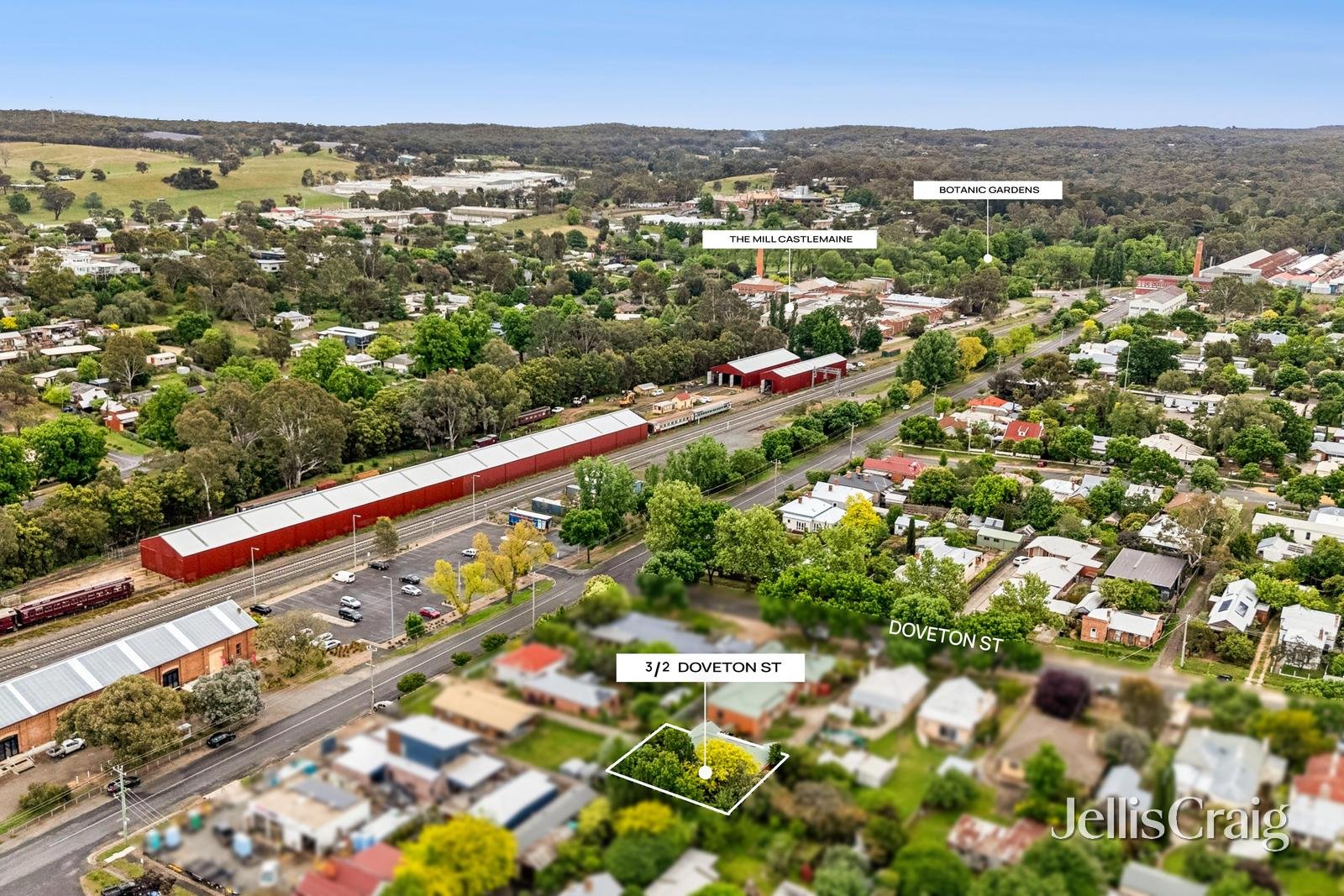 3/2 Doveton Street, Castlemaine image 11