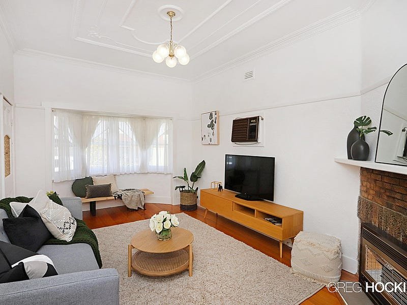 32 Dudley Street, Footscray image 2