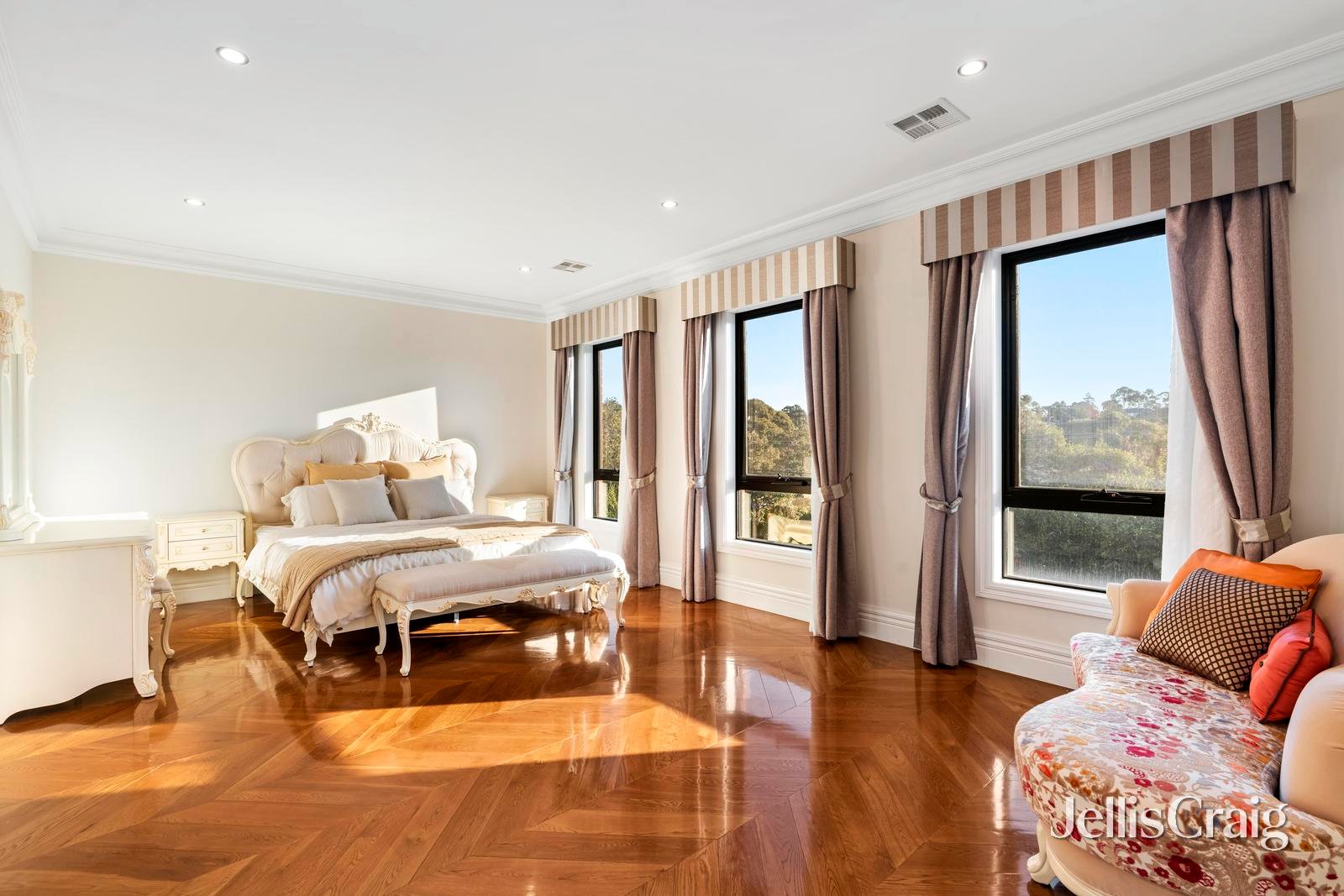 32 Dunscombe Avenue, Glen&nbsp;Waverley image 15