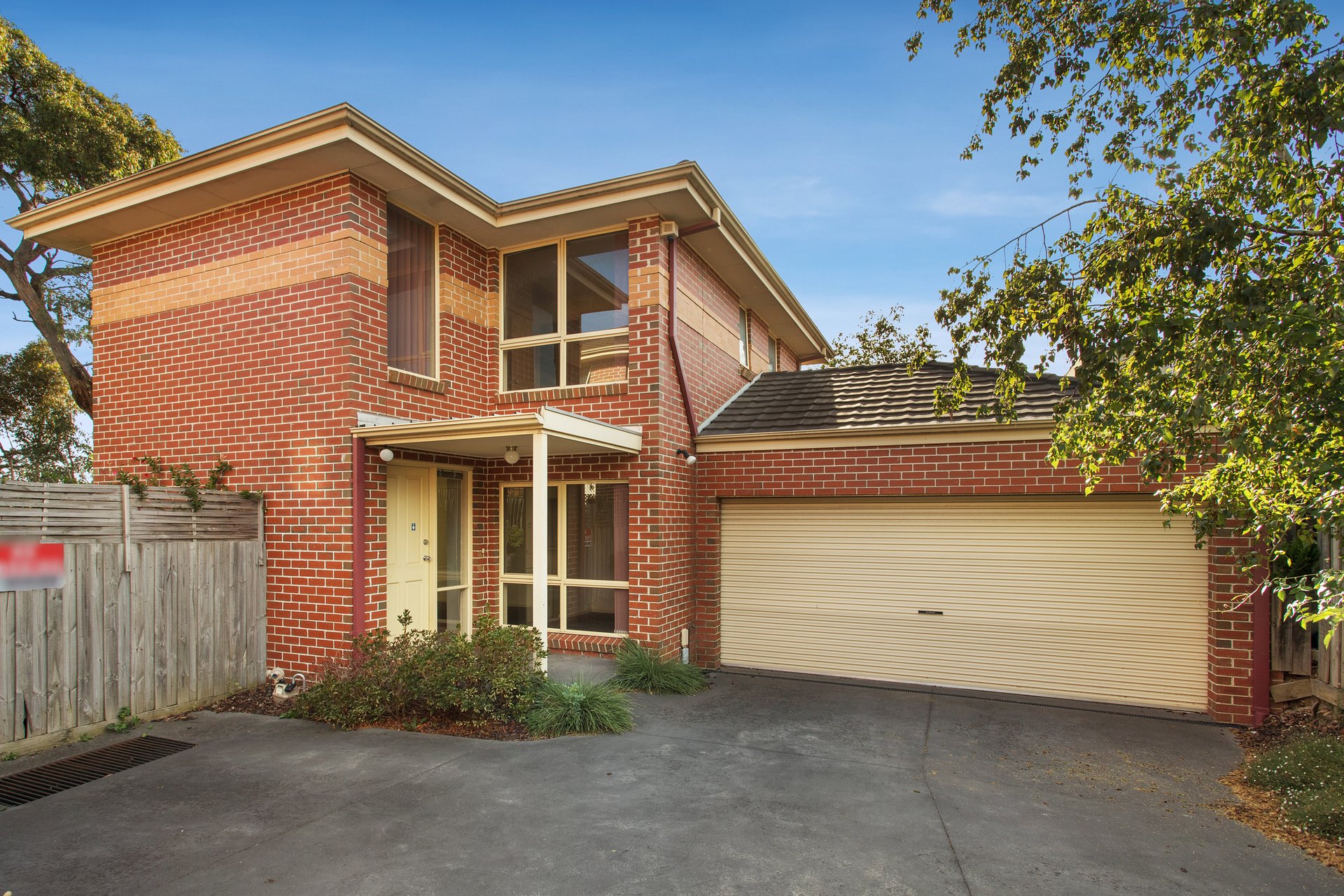 3/2 Edna Street, Mount Waverley image 2