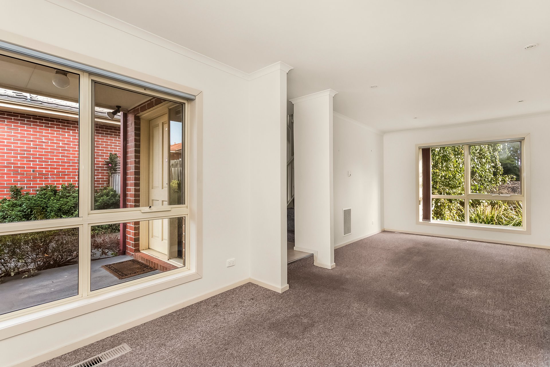 3/2 Edna Street, Mount Waverley image 3
