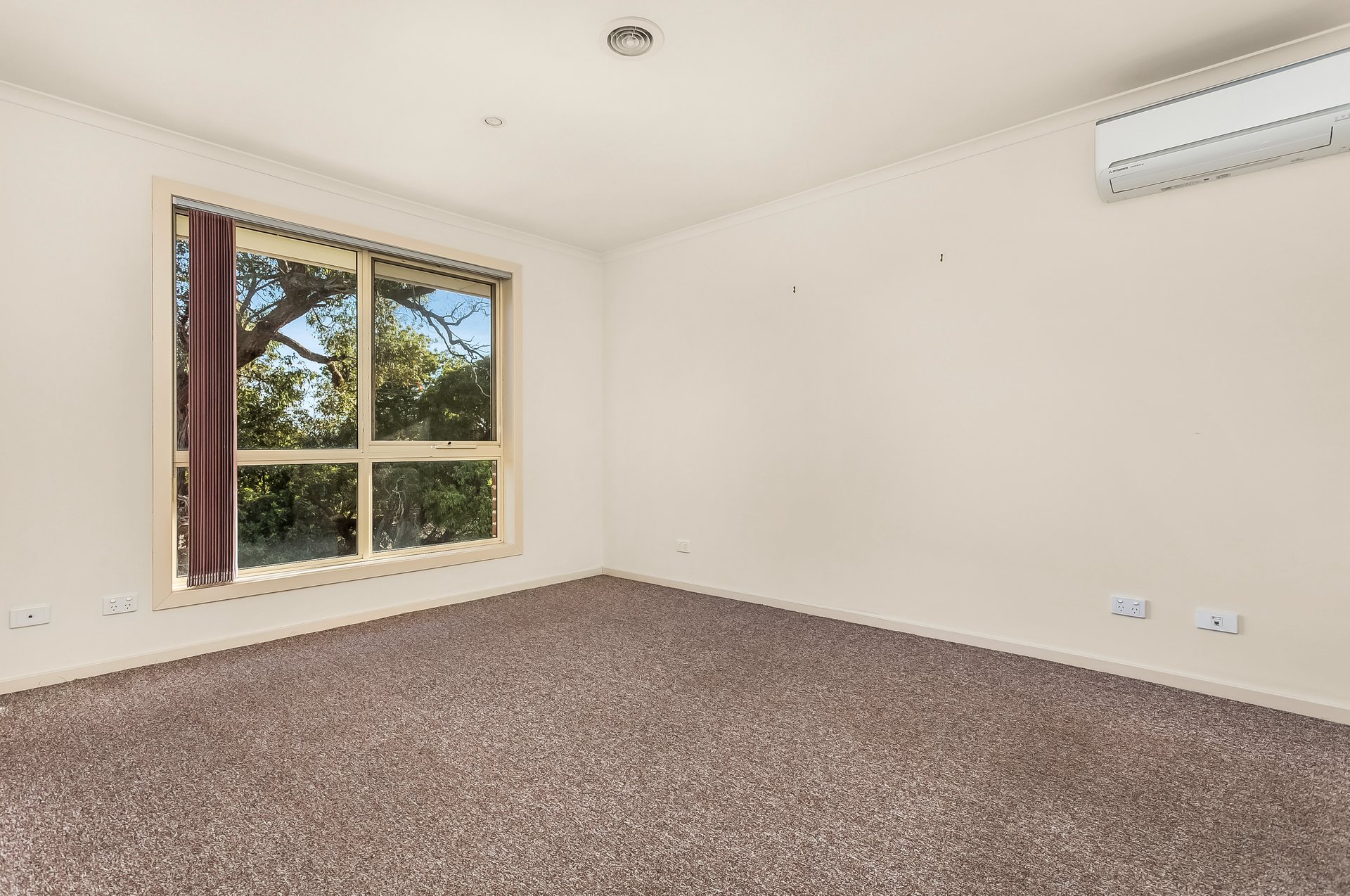 3/2 Edna Street, Mount Waverley image 8