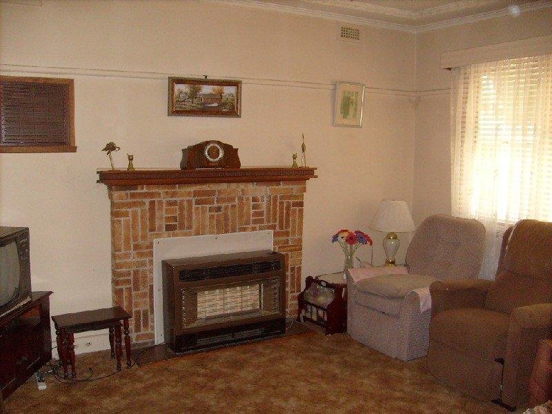 32 Elizabeth Street, Castlemaine image 7