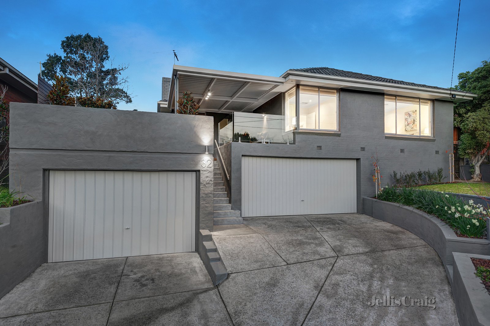 32 Elwers Street, Watsonia North image 1