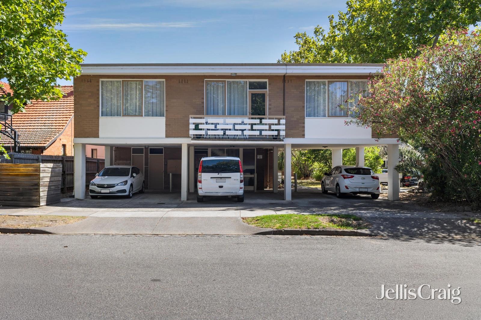 3/2 Erindale Avenue, Ripponlea image 1