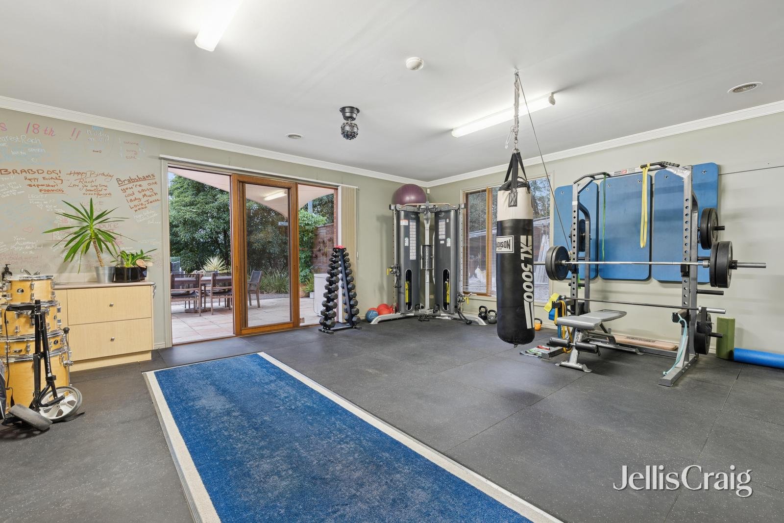 32 Fairview Avenue, Croydon North image 16