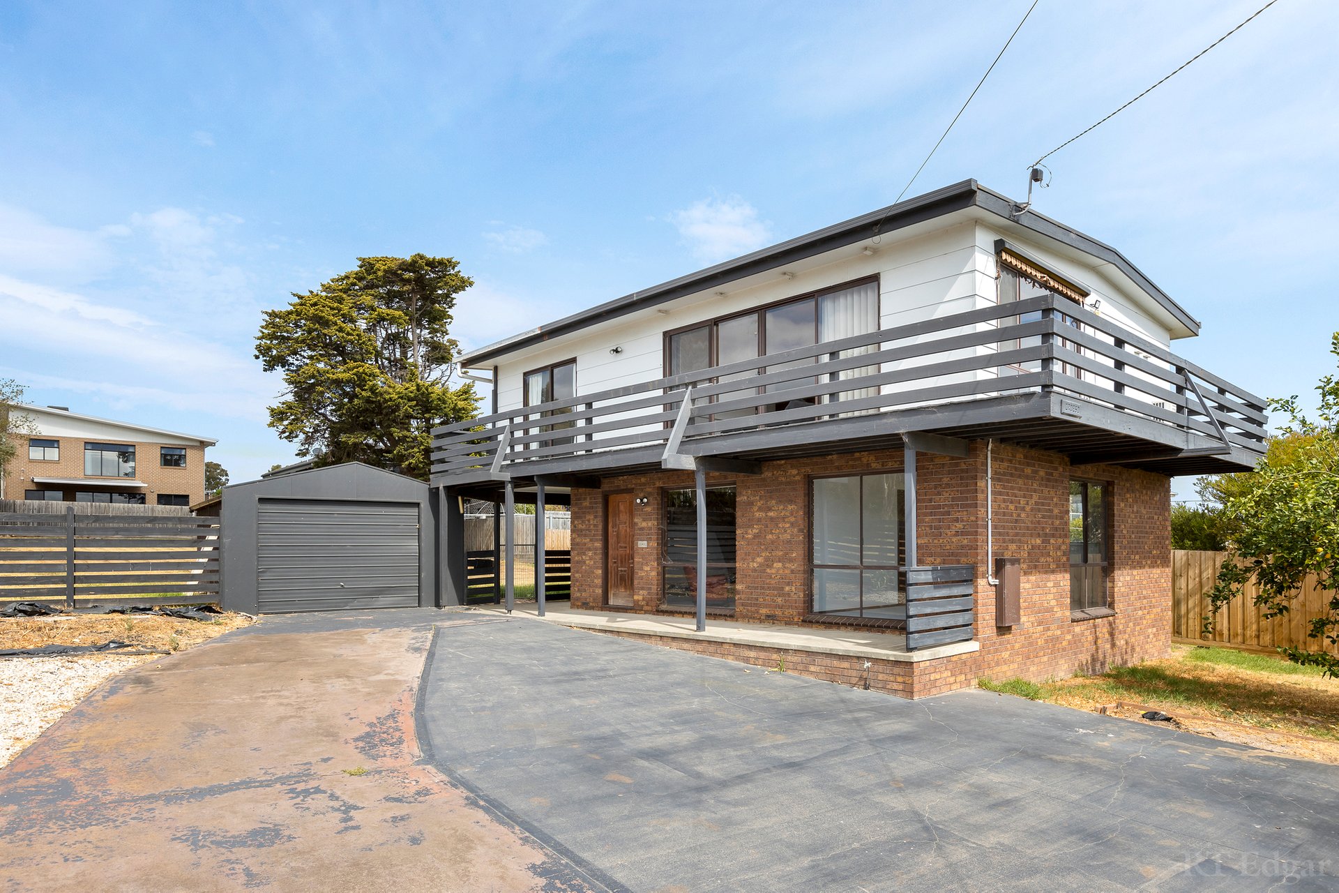 Property Gallery Thumbnail 4