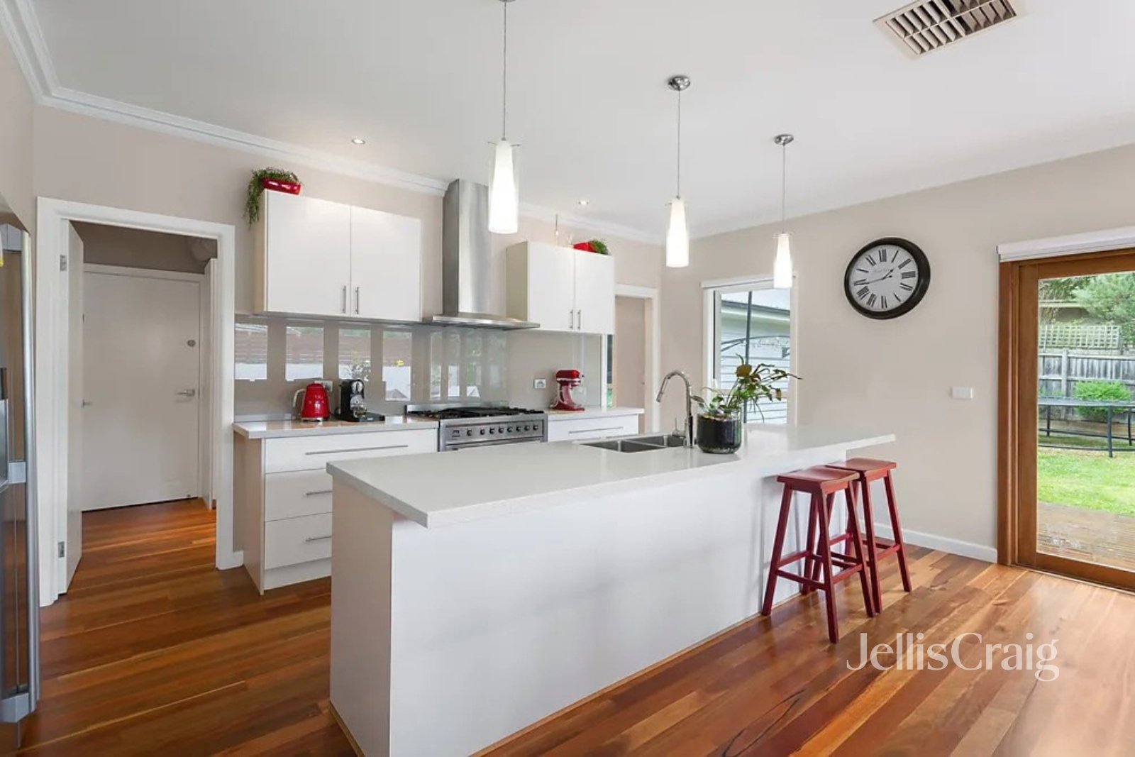 32 Finlayson Street, Rosanna image 2