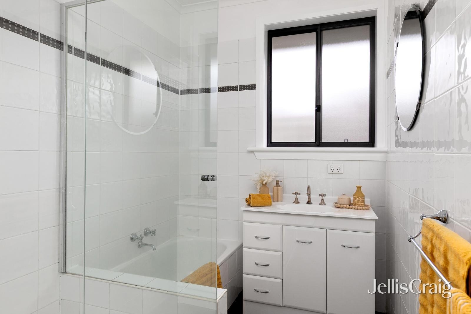32 Frensham Road, Watsonia image 10