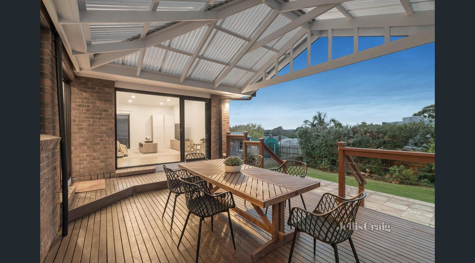 32 Garnett Road, Wheelers Hill image 11