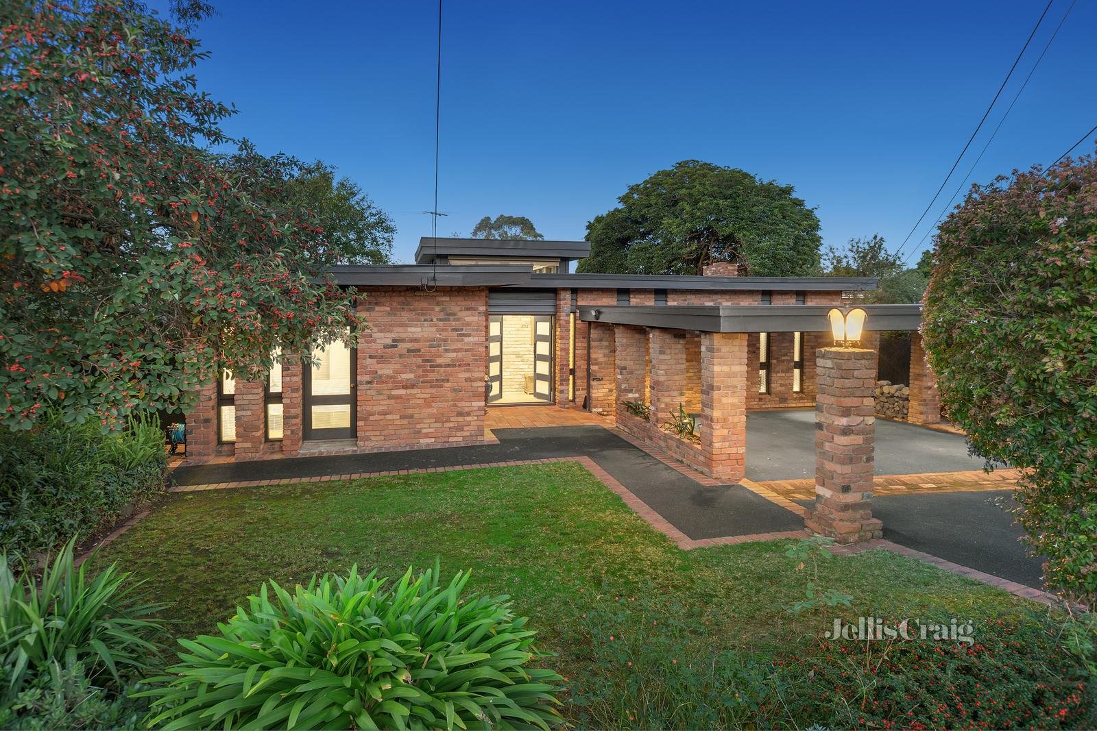 32 Grantham Road, Viewbank image 1