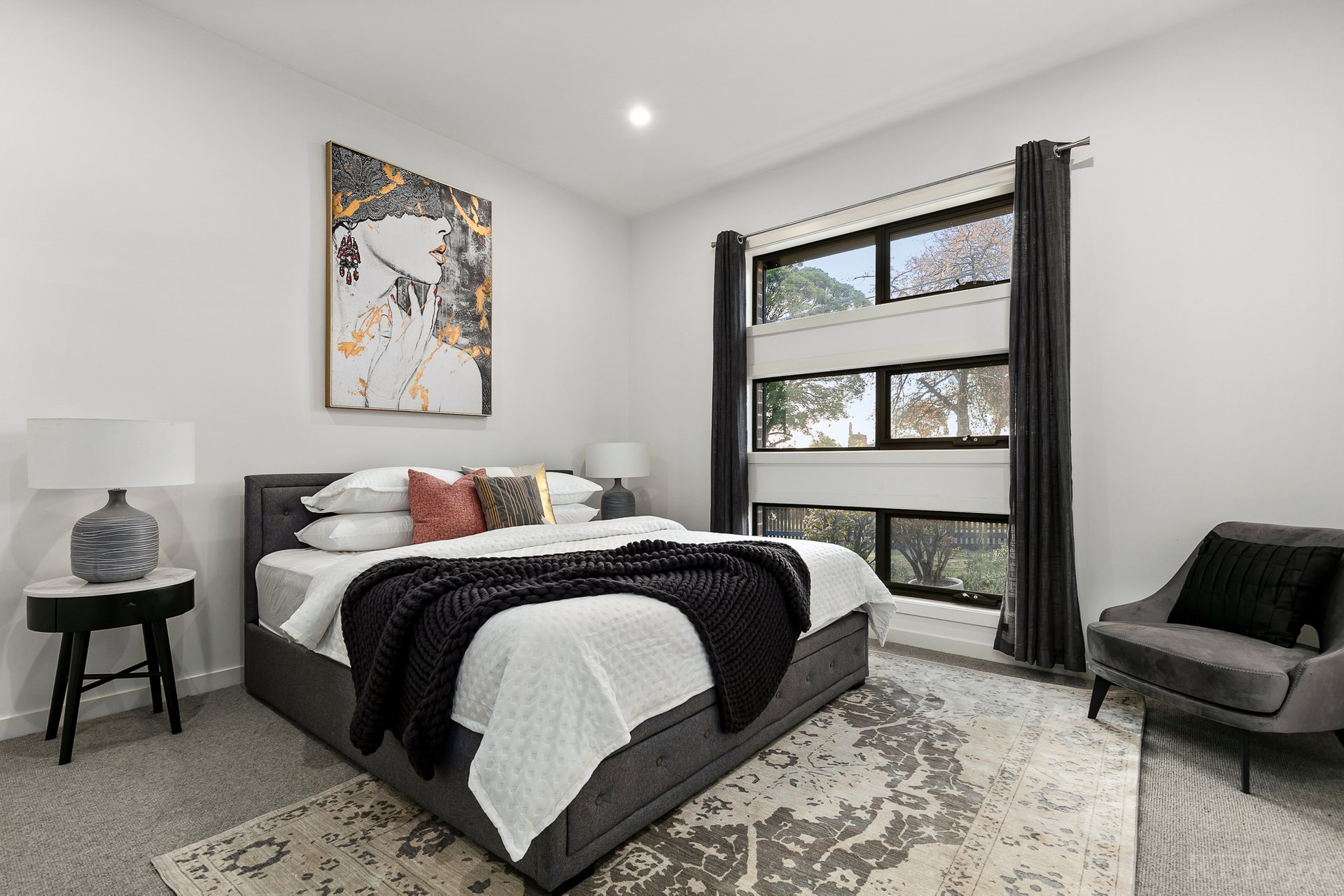 Property Gallery Thumbnail 8
