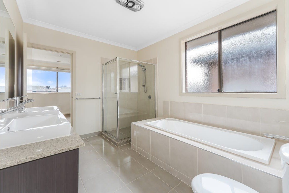 32 Harcrest Boulevard, Wantirna&nbsp;South image 7