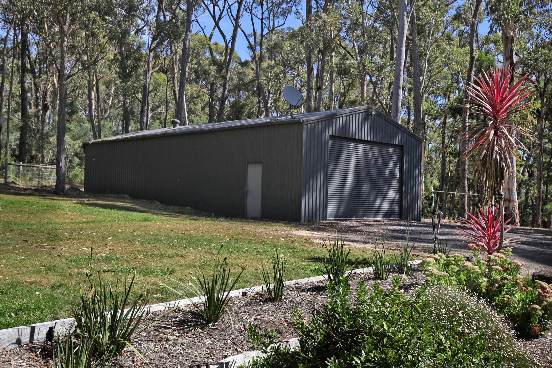 Property Gallery Thumbnail 16