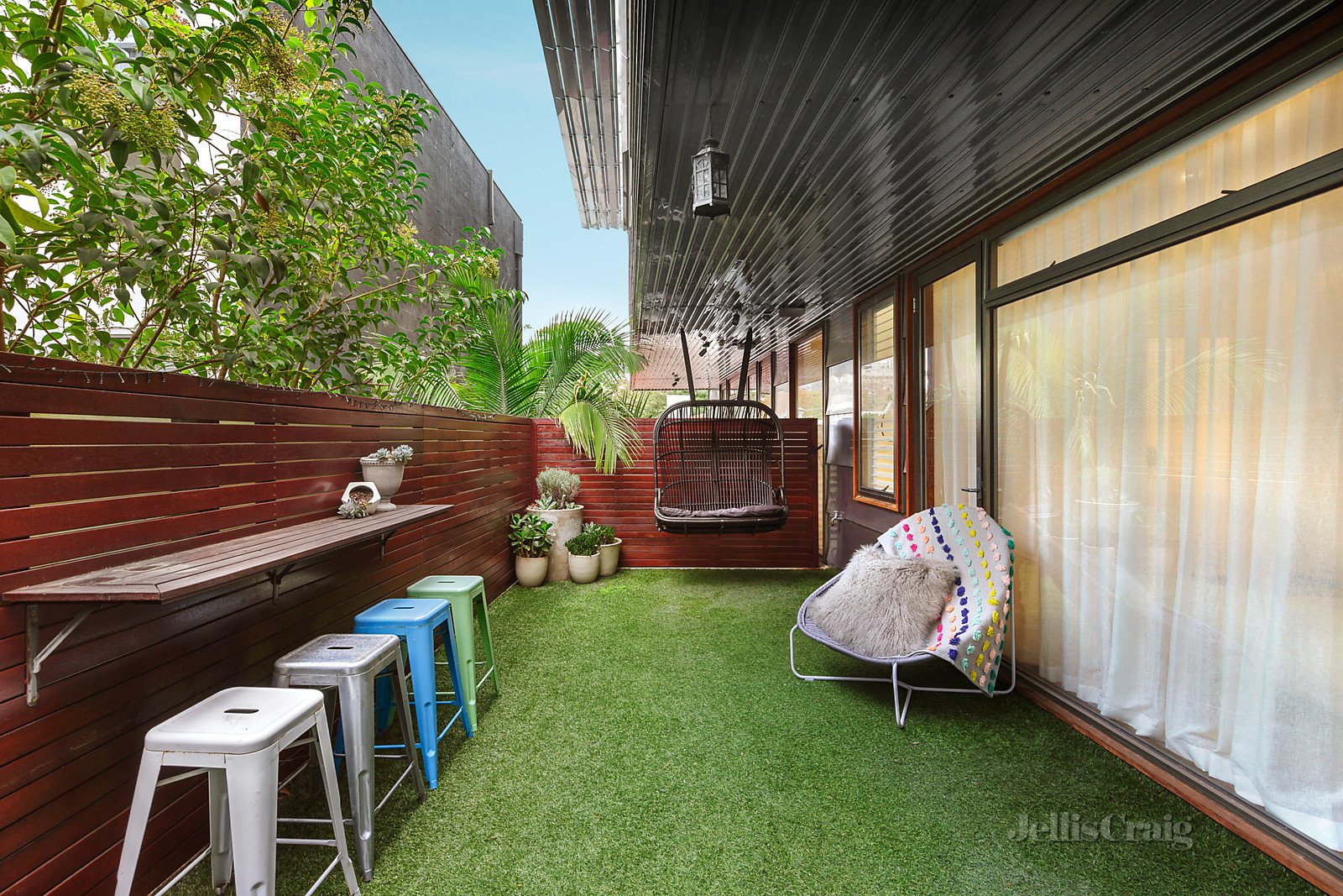 32 Hinton Lane, Prahran image 4