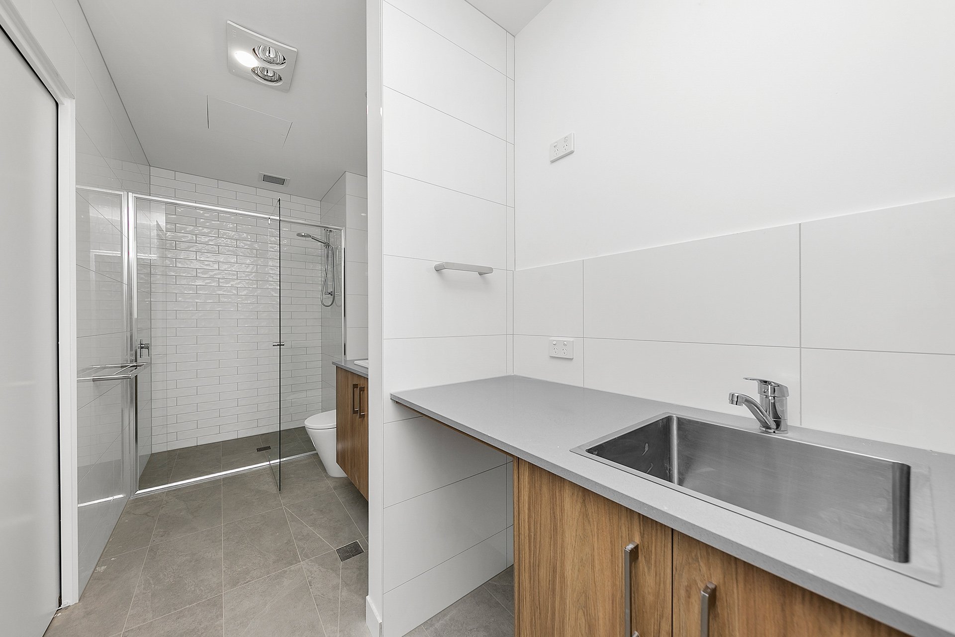 3/2 Howard Court, Clayton image 5