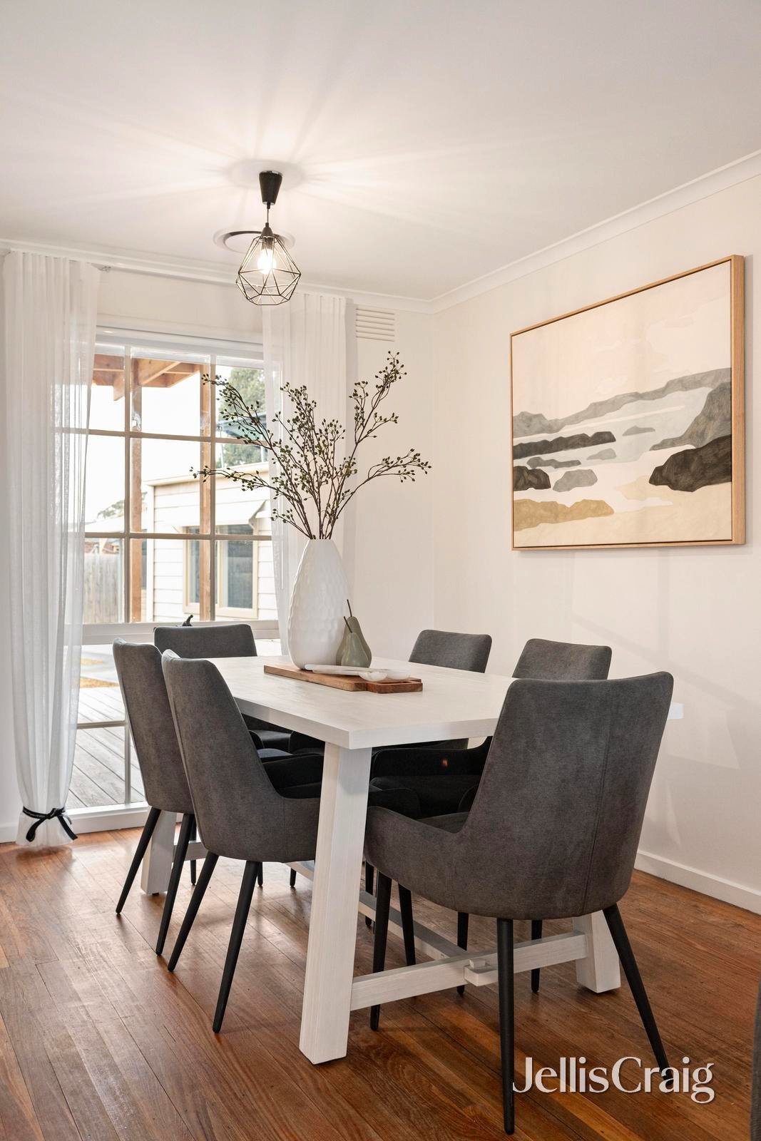 32 Huntingdon Avenue, Bayswater North image 6