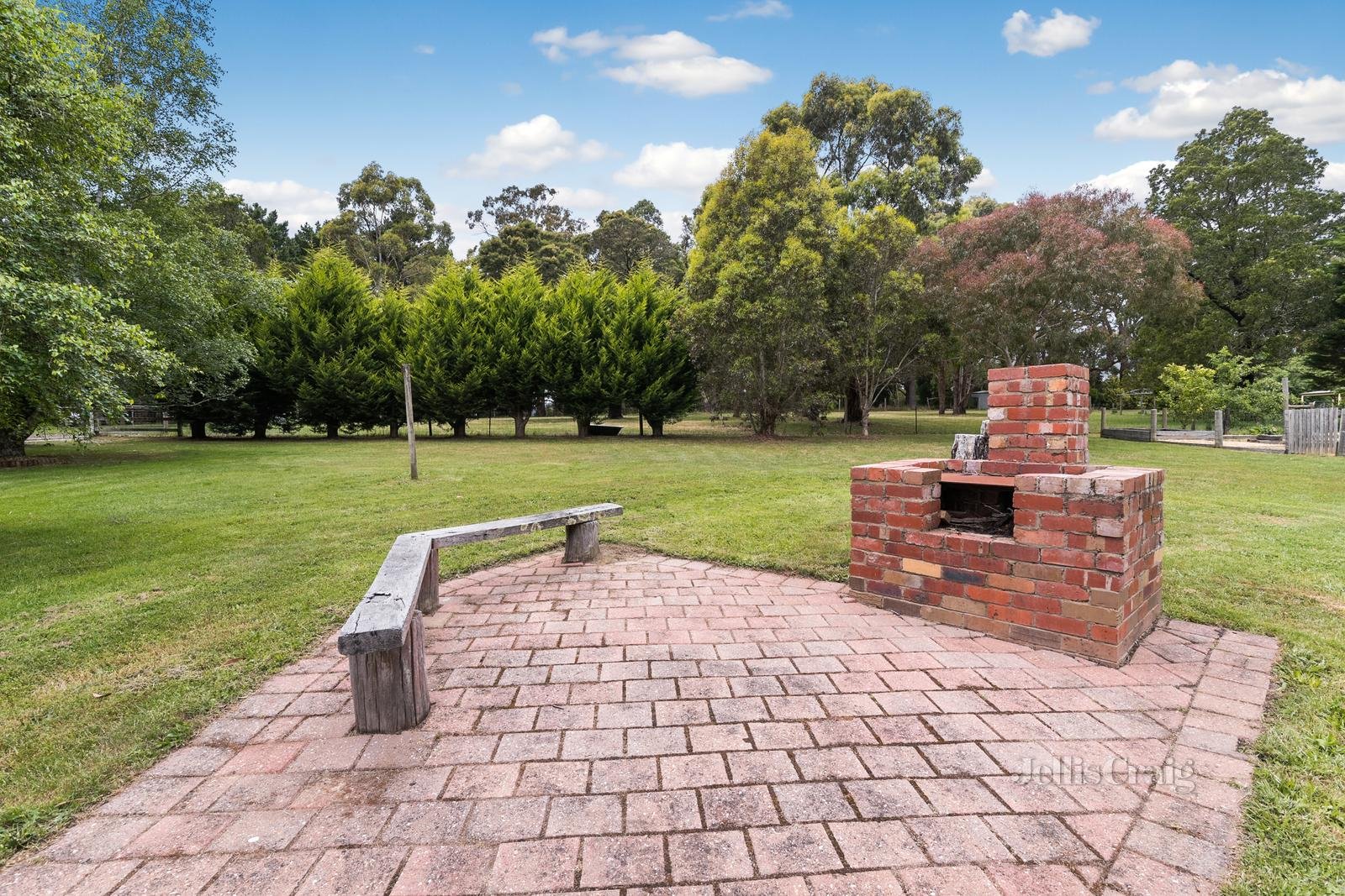 32 Jason Drive, Woodend image 5