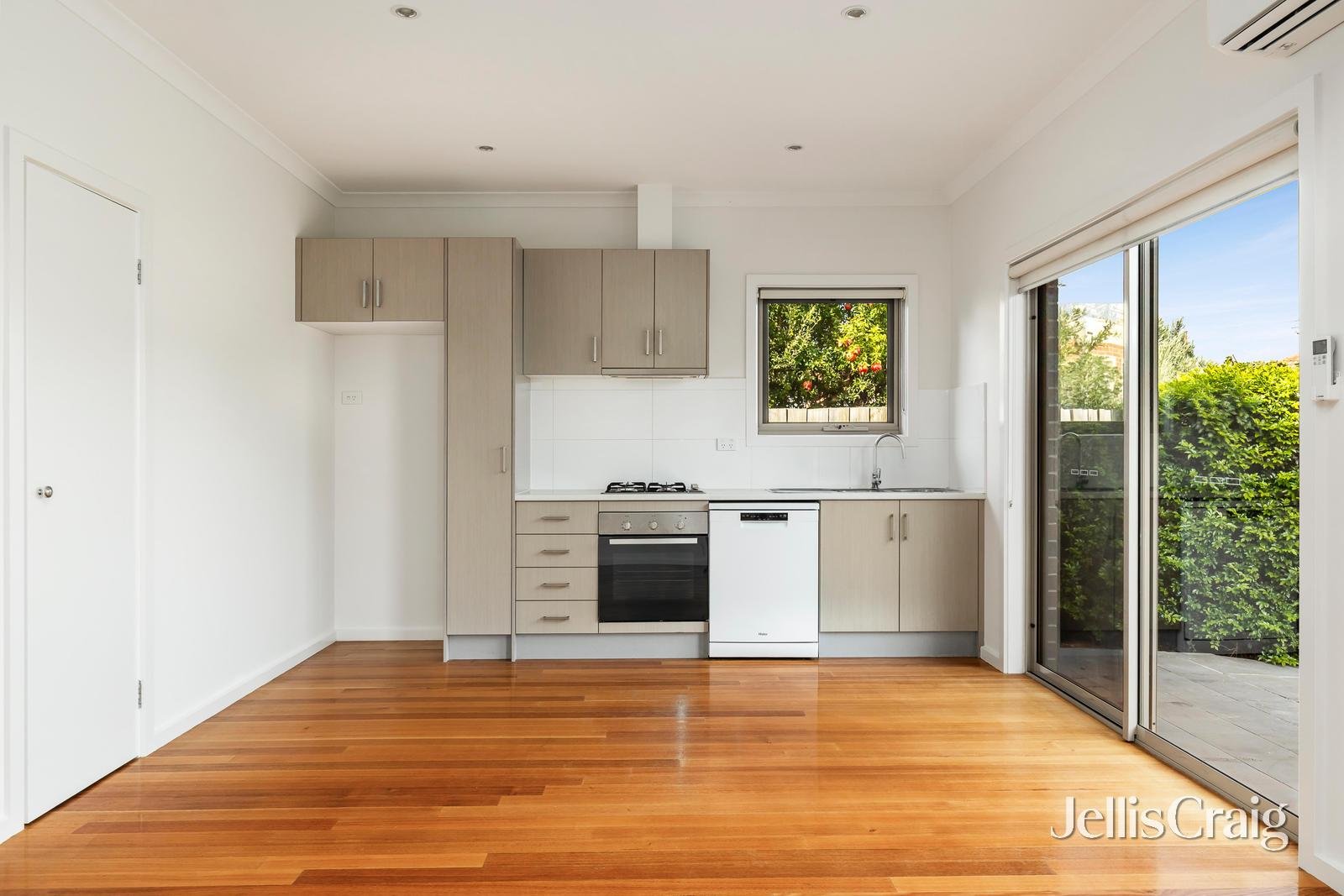 3/2 Jelf Court, Fawkner image 4