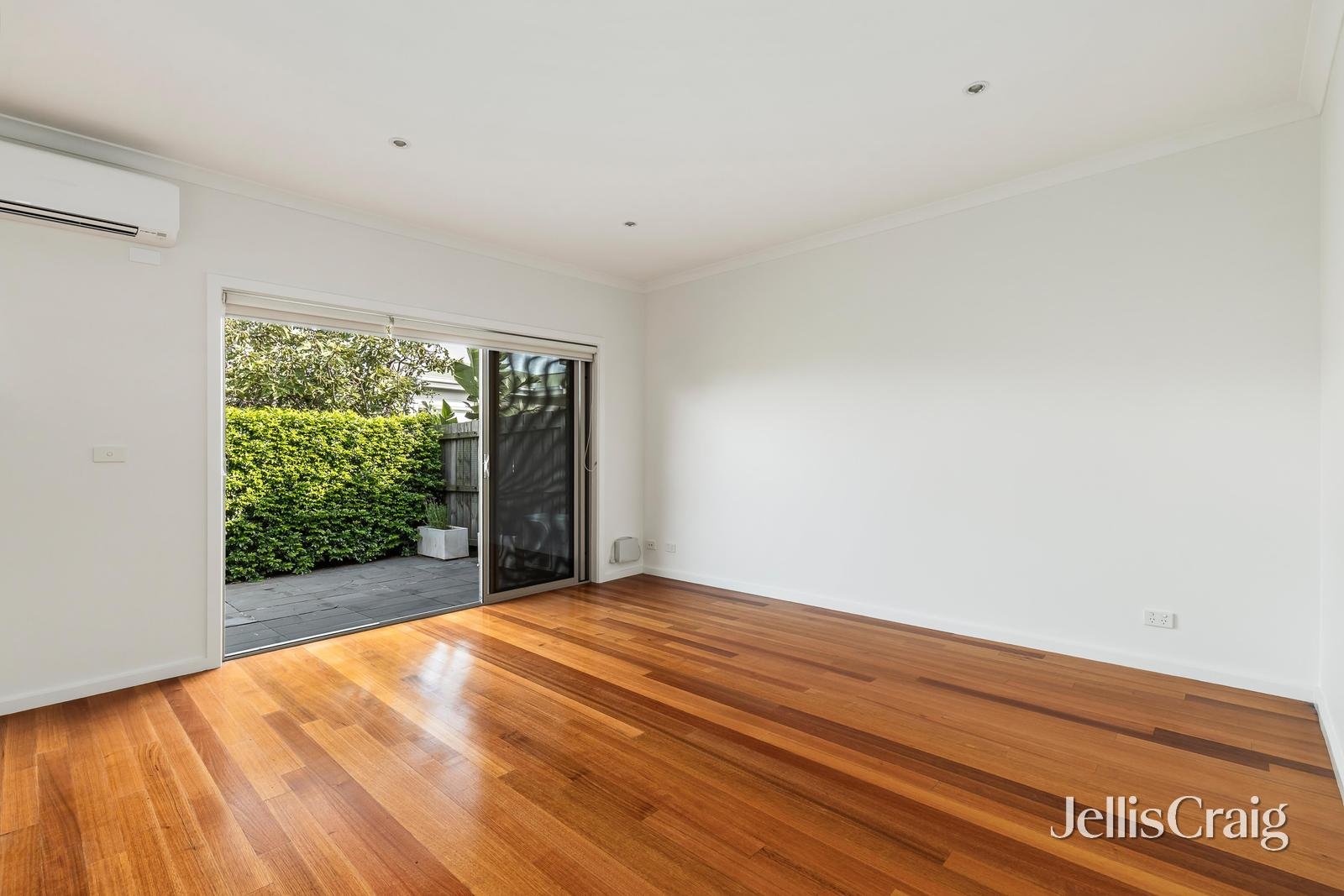 3/2 Jelf Court, Fawkner image 8