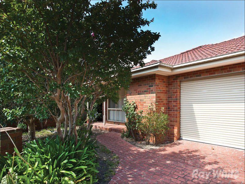 32 Jodi Avenue, Wheelers Hill image 1