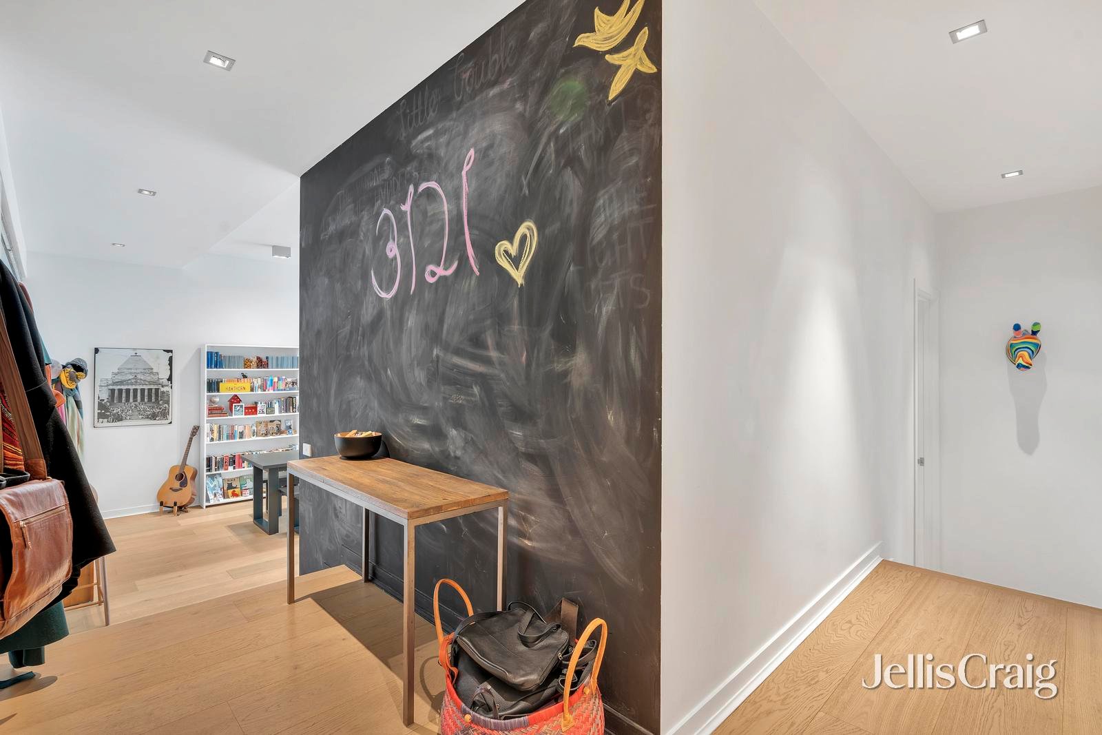 3/2 Kipling Street, Richmond image 2