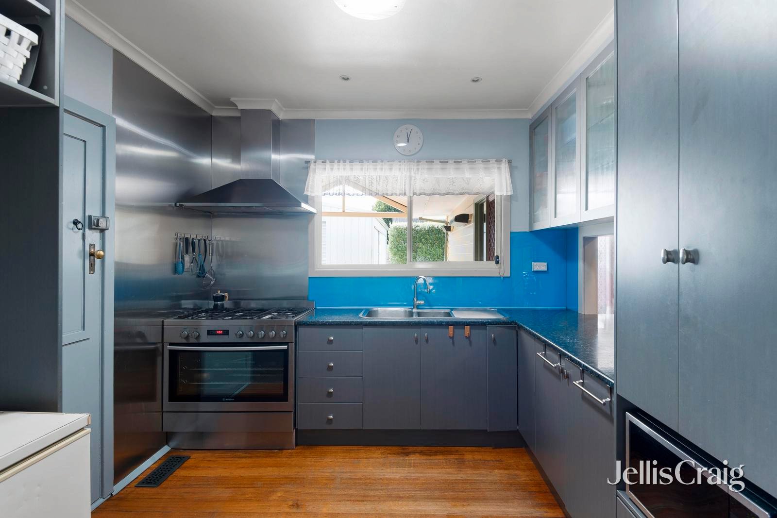 32 Kirby Street, Reservoir image 3