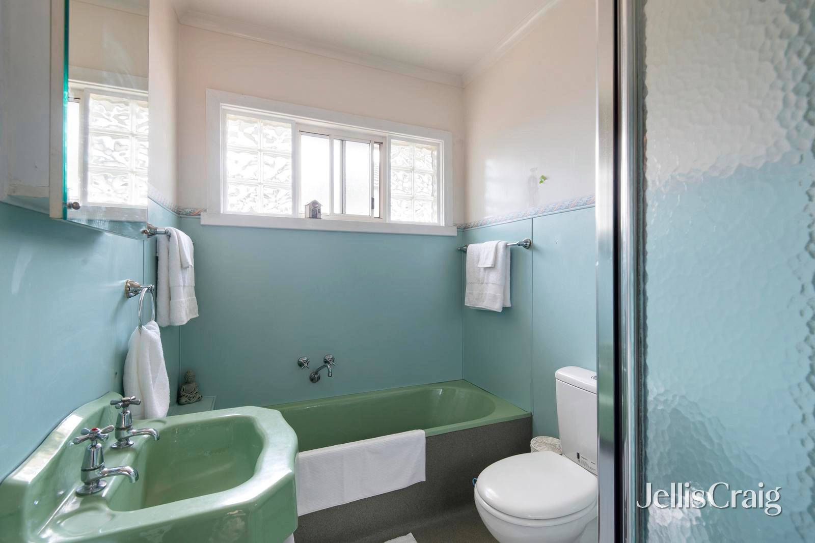 32 Kirby Street, Reservoir image 6