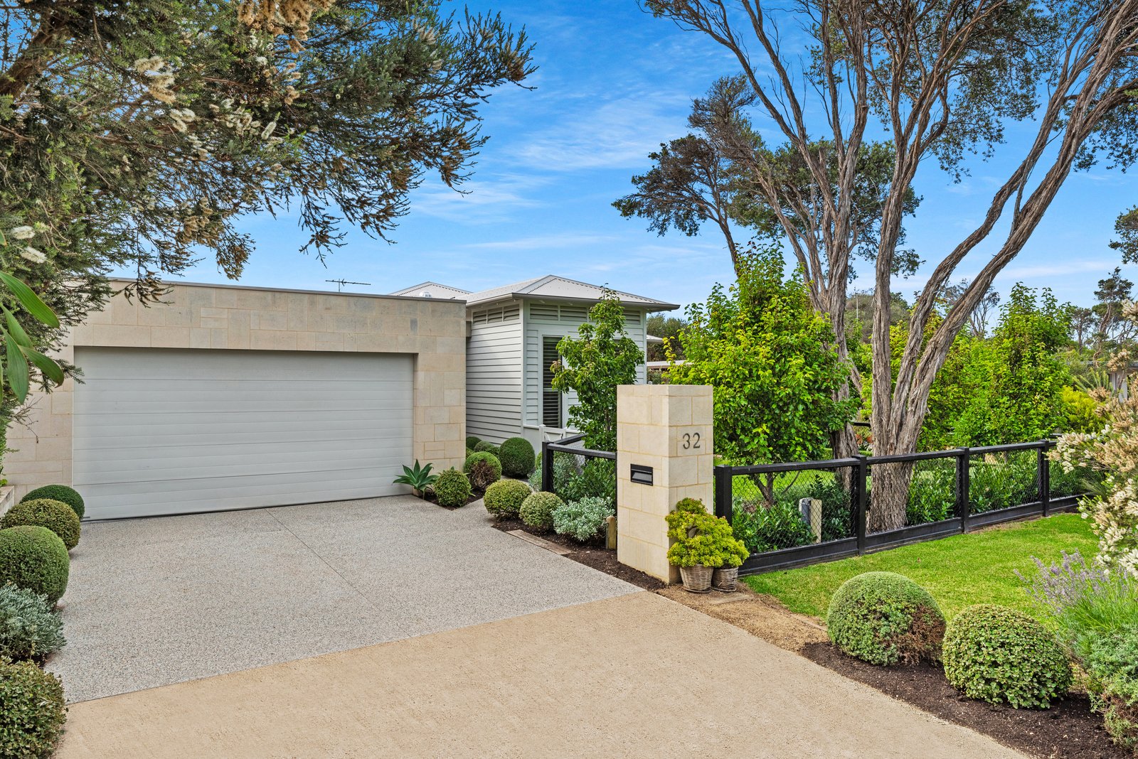 Property Gallery Thumbnail 4