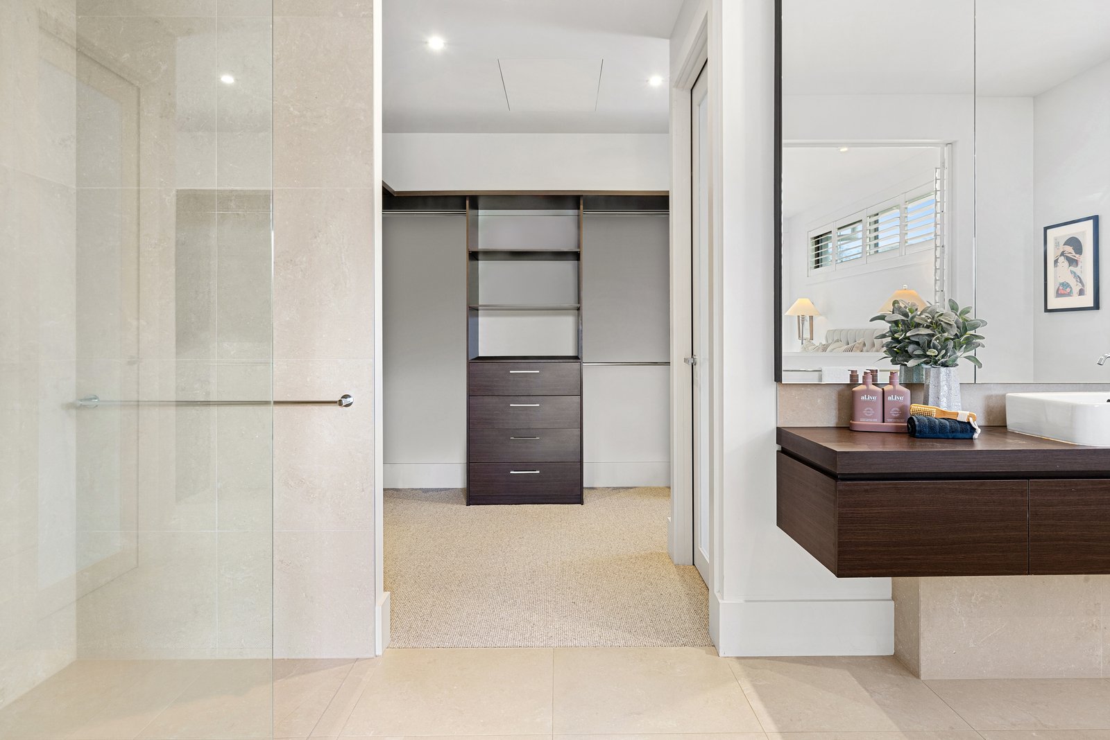 Property Gallery Thumbnail 13