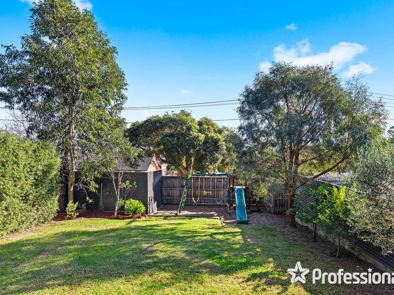 32 Larnook Crescent, Mooroolbark image 25