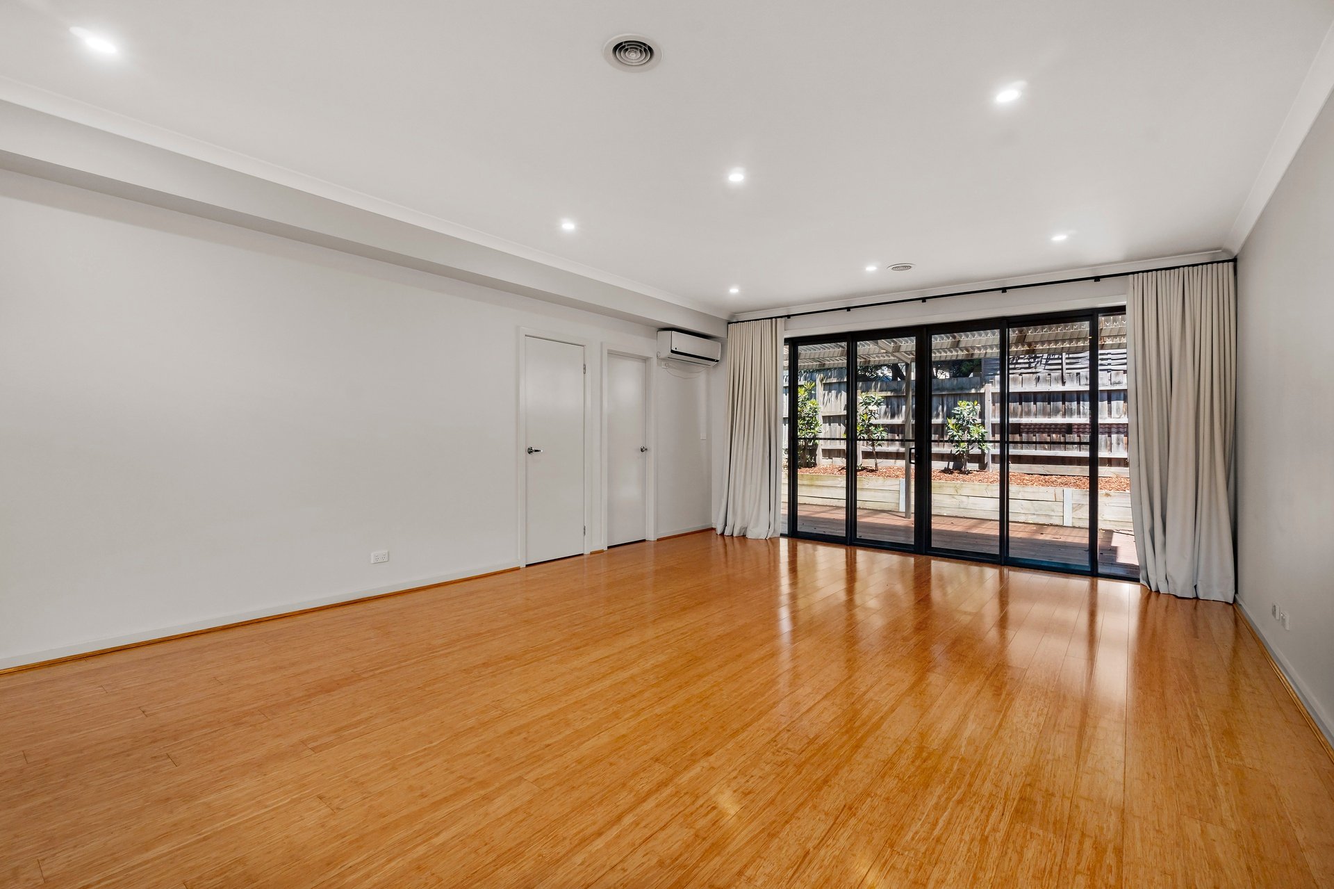 3/2 Lavender Street, Ringwood image 2