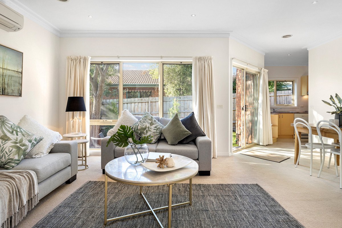 3/2 Leach Avenue, Box Hill North image 4