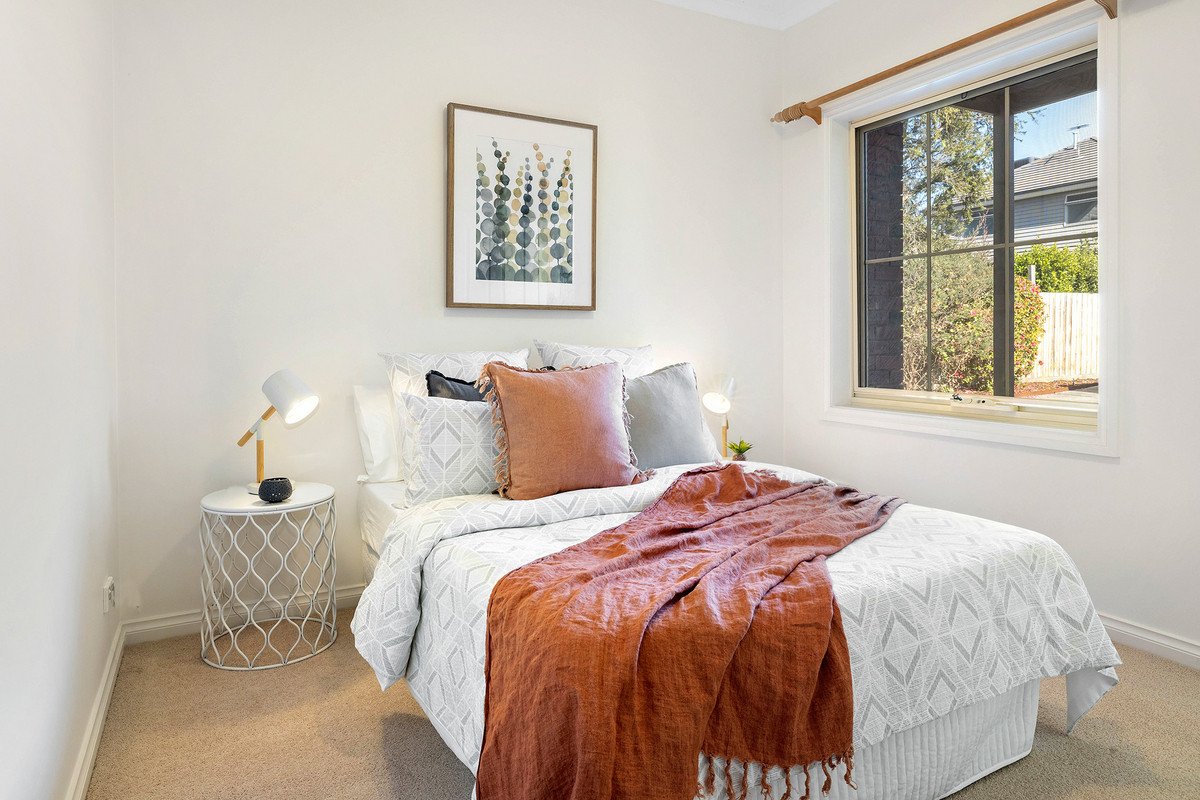 3/2 Leach Avenue, Box Hill North image 9