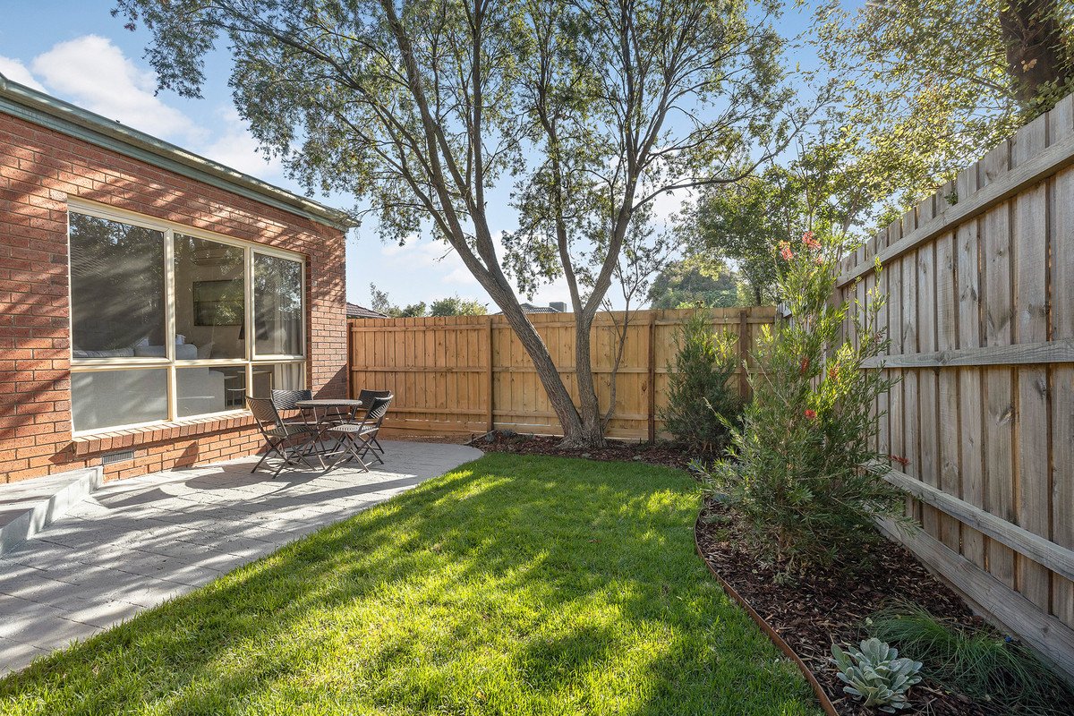 3/2 Leach Avenue, Box Hill North image 10