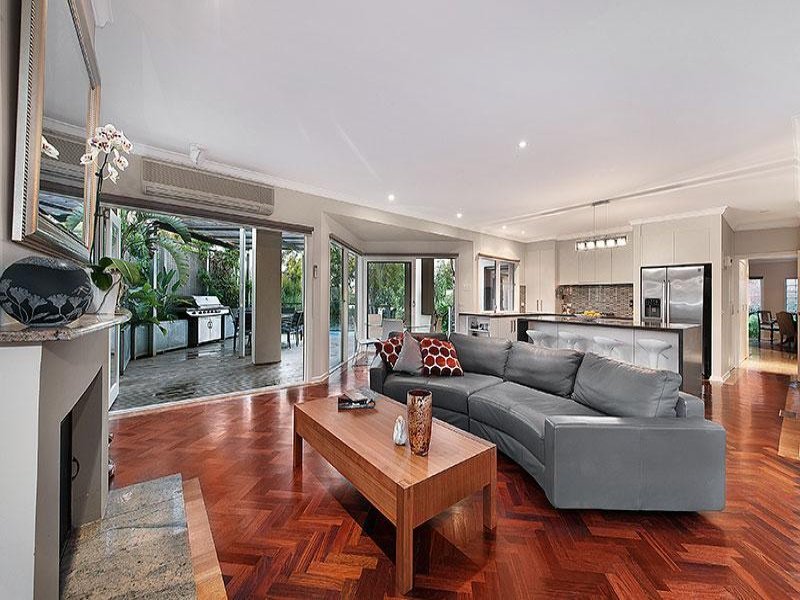 32 Linckens Crescent, Balwyn image 3