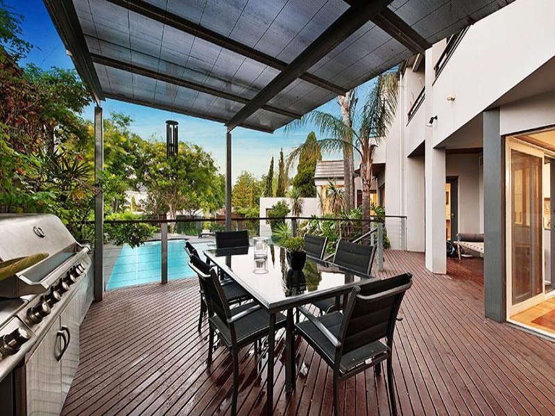32 Linckens Crescent, Balwyn image 8