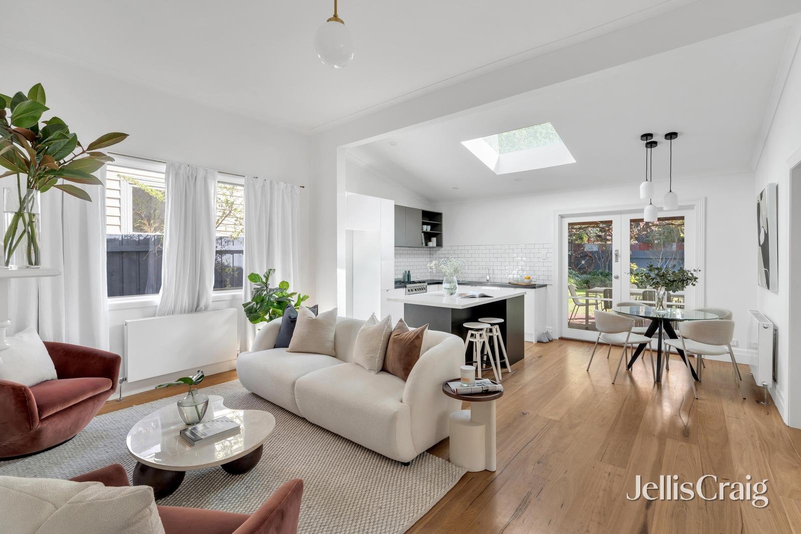 32 Linda Street, Coburg image 2